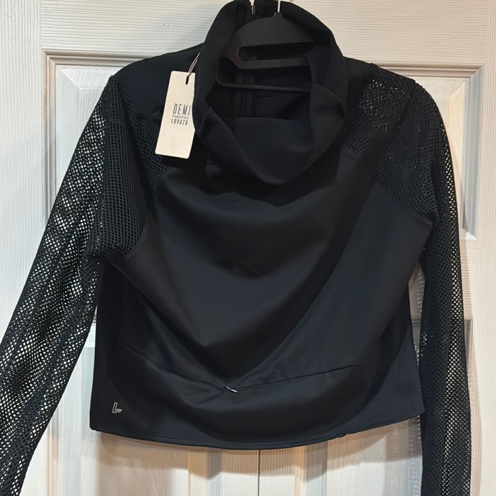 FABLETICS x Demi lovato Black bella midi  Mesh Sleeve full zip  jacket